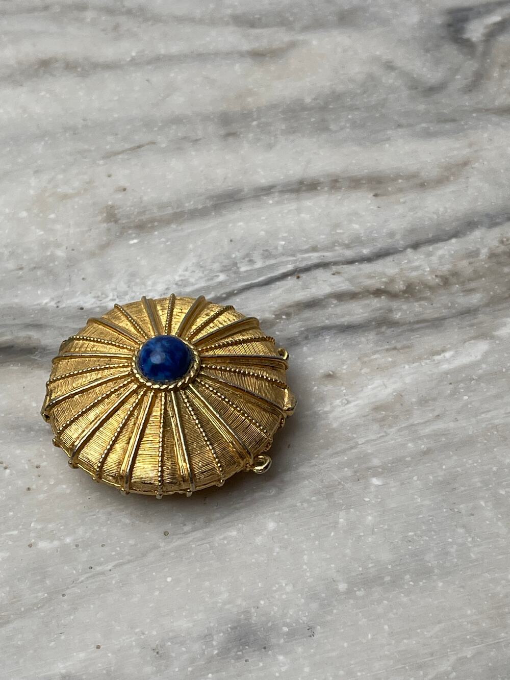 Compact Estee Lauder Gold Sunburst Round Blue Stone Signed Collectible Vintage